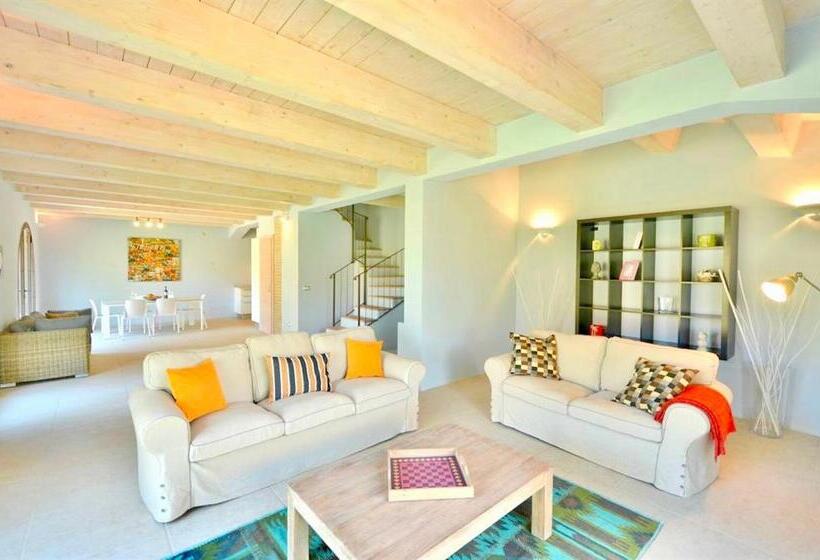 ツーベッドルーム　ヴィラ, Luxury Resort With Swimming Pool In The Tuscan Countryside, Villas On The Ground Floor With Private
