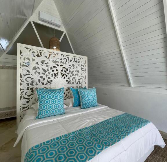 스탠다드 룸 풀장 전망, Piramida S White Villa S Bali