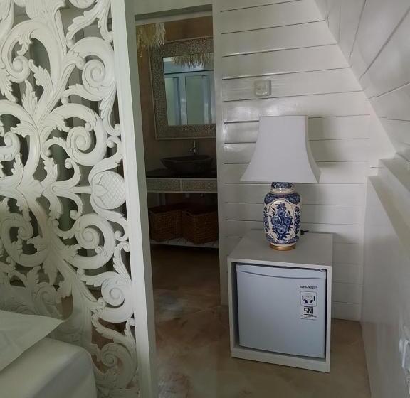 스탠다드 룸 풀장 전망, Piramida S White Villa S Bali