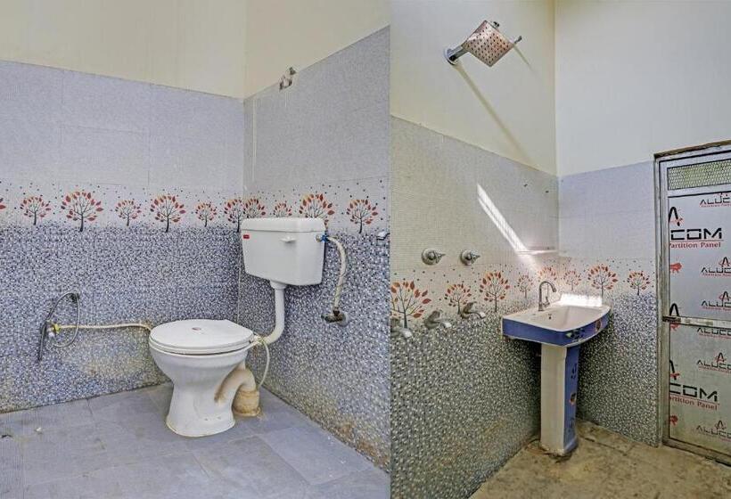 Трехместный Номер Классика, Oyo Royal Guest House