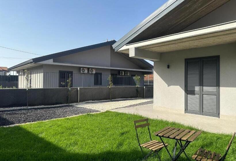 ویلای 1 خوابه با چشم‌انداز باغ, Amour Içi   Villa Intera Nicolosi