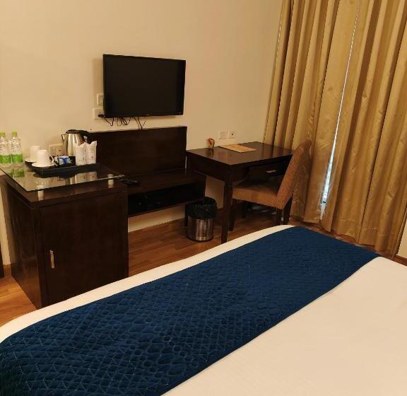 Люкс 2 Спальни, Rosemallow Hotel New Delhi