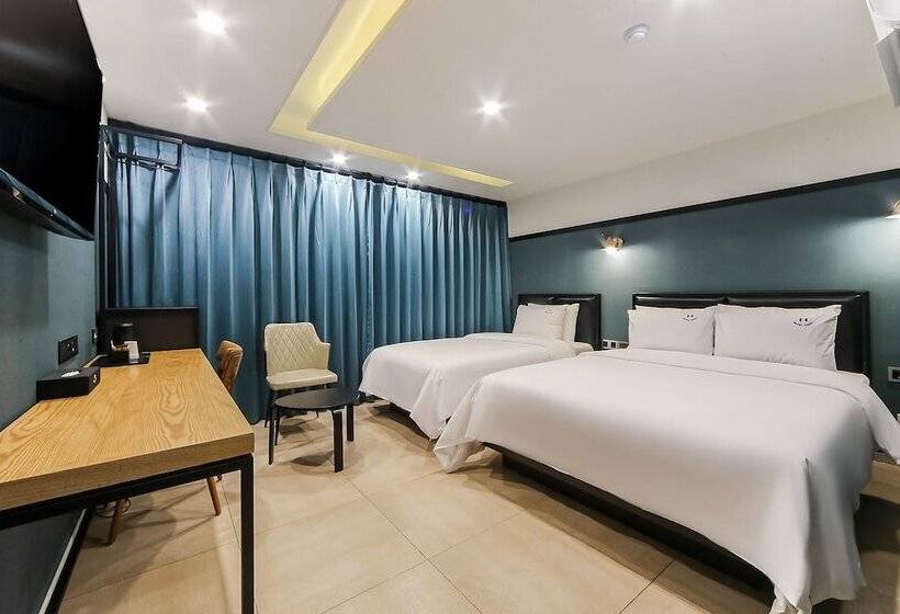 Deluxe Room, 온나 호텔 대연동 부산 Daeyeon Onna Hotel Daeyeon Busan