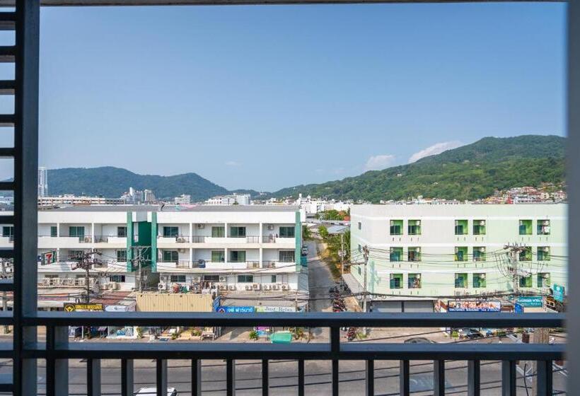Quarto Estandar Cama King, Santi White House Patong
