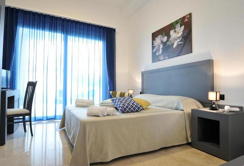 اتاق خانوادگی با چشم‌انداز باغ, Bellevue Sardinia Resort, Affiliated by Meliá