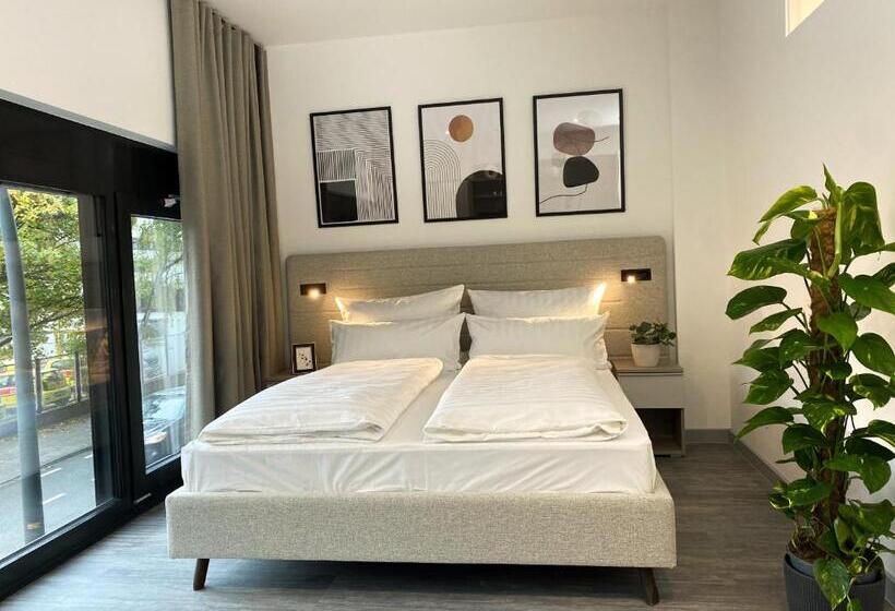 اتاق لوکس, Arus Hotels