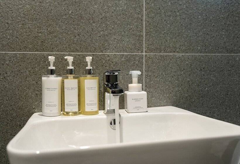 اتاق لوکس, Hound Hotel Gimhae Samgye