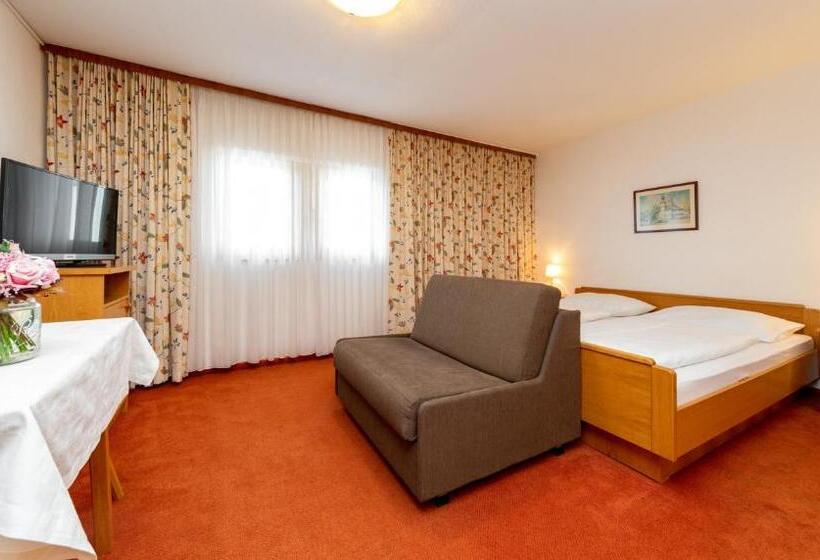 Номер Стандарт Индивидуальный с Балконом, Der Trattner   Hotel Trattnerhof & Hotel Schöcklblick