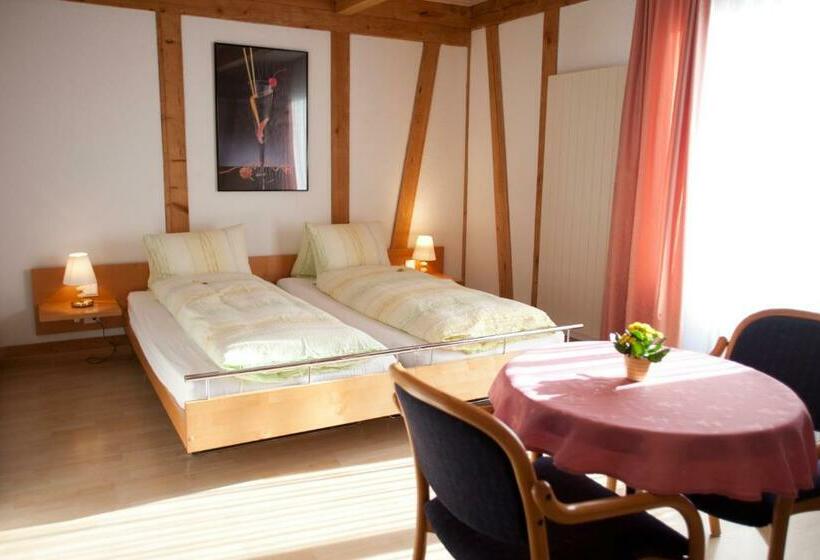 标准间, Gasthaus Hirschen