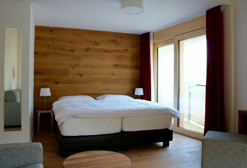 Номер Стандарт Вид на Сад, Guarda Lodge