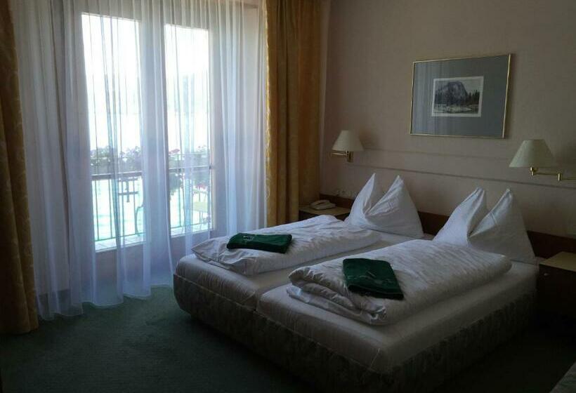 Номер Стандарт Вид на Озеро, See Hotel Post Am Attersee