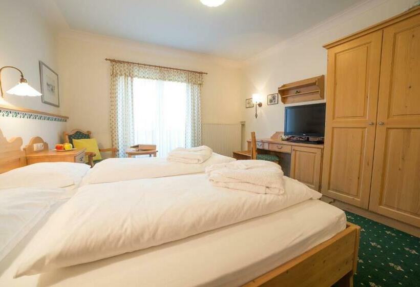 Номер Стандарт с Балконом, Landhotel Spreitzhofer