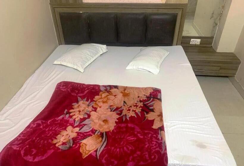 디럭스 룸, 5 Mint Walking From Dargah Hotel Dabi Palace