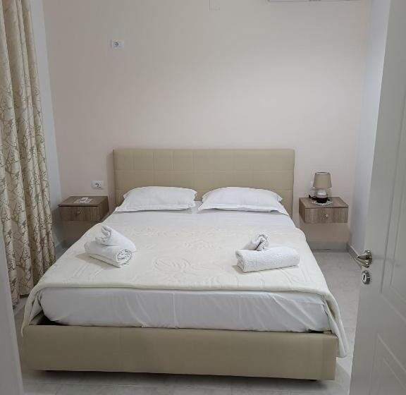 اتاق استاندارد, Eljos House Permet