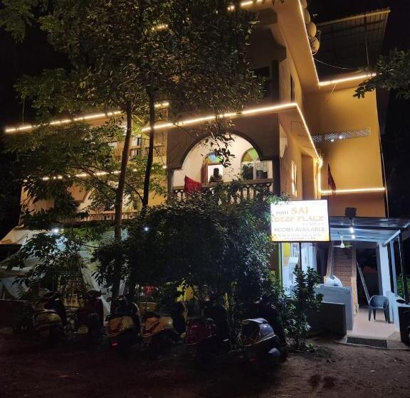 家庭间, O Sai Deep Place