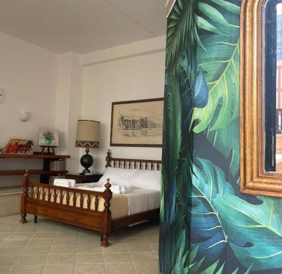 Номер Стандарт, Wild Rooms&house