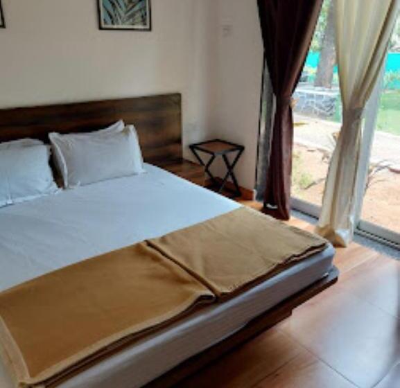 Номер Deluxe, Alive Beach Resort,maral