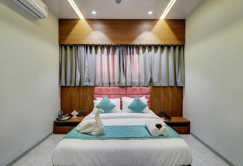 Suite, Radhe Residency