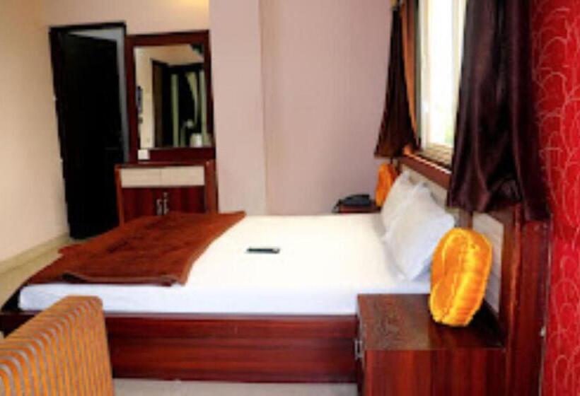 Номер Deluxe Вид на Море, Raj Palace, Maheshwar