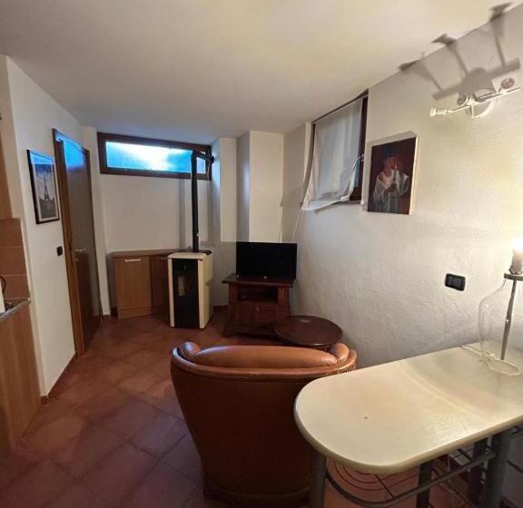Номер Стандарт, La Maison Jaune