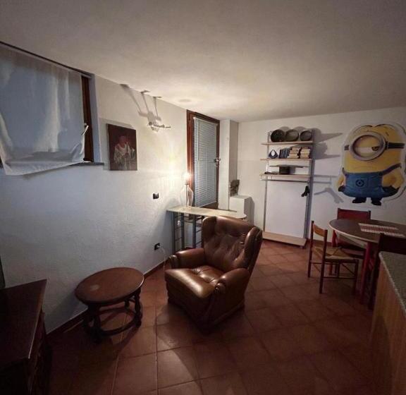 Номер Стандарт, La Maison Jaune