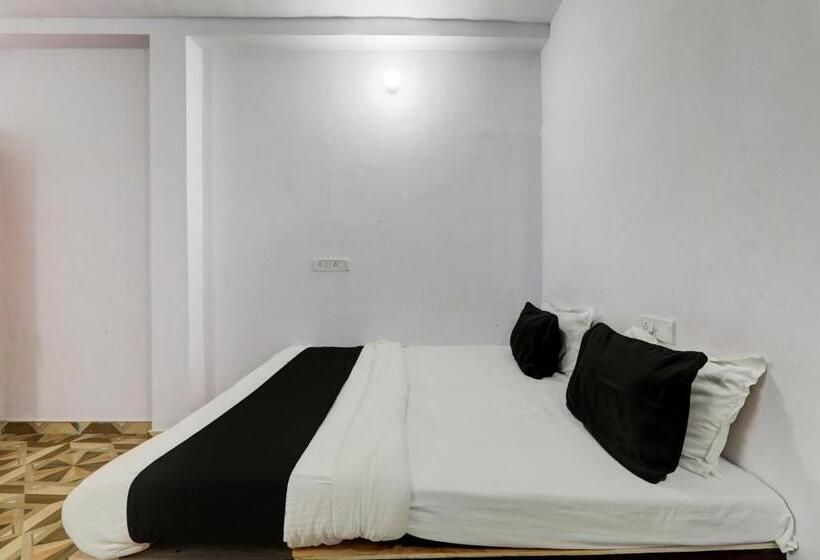 Трехместный Номер Классика, Oyo Flagship Hotel Classic Inn