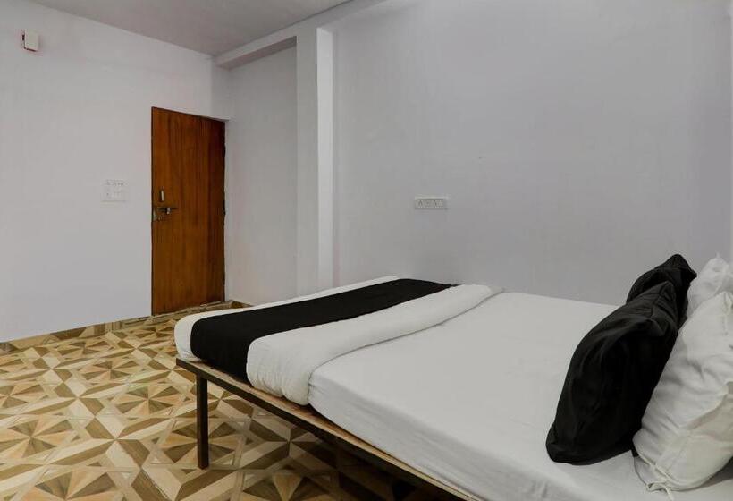 Трехместный Номер Классика, Oyo Flagship Hotel Classic Inn