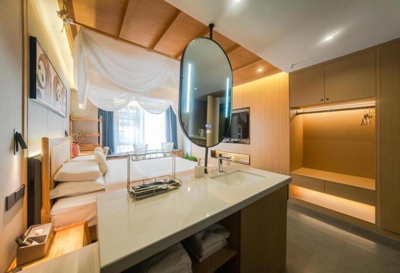 آپارتمان لوکس 1 خوابه, At Night Hotel Chengdu