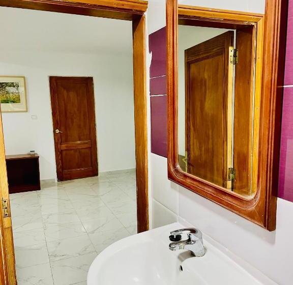 اتاق لوکس, Nouadhibou Guest House