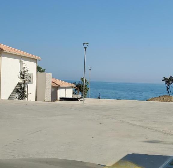 Апартаменты 1 Спальня с Террасой, Residence Marina Di Bravone
