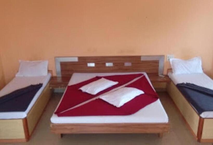 Family Suite, Padmapani Park Fardapur