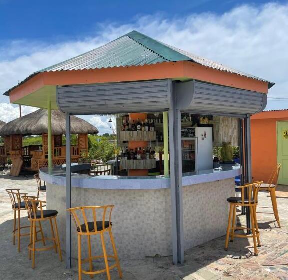 Номер Стандарт с Балконом, Rainbow Beach Bar & Resort