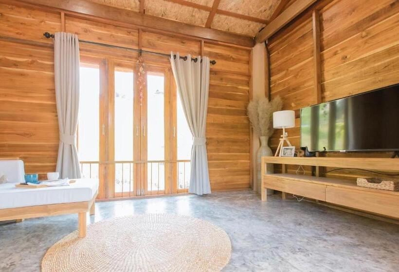 Вилла 3 Спальни, Kod Sapan Resort, Nan