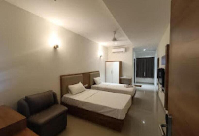 Номер Стандарт, Sri Murugan Residency, Coimbatore