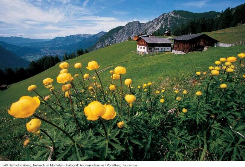 Апартаменты 2 Спальни с Балконом, Alpine Lodge Klösterle Am Arlberg