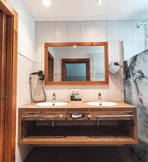 Апартаменты 2 Спальни, Chalets Grosslehen