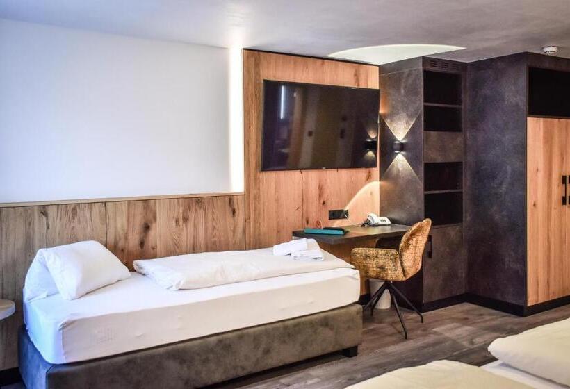 Трехместный Номер Deluxe, Grieserhof