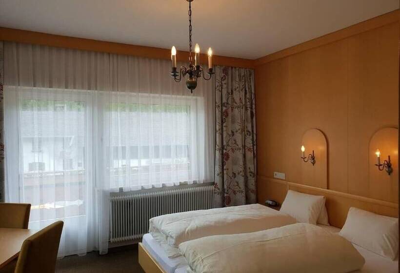 Номер Стандарт, Grieserhof