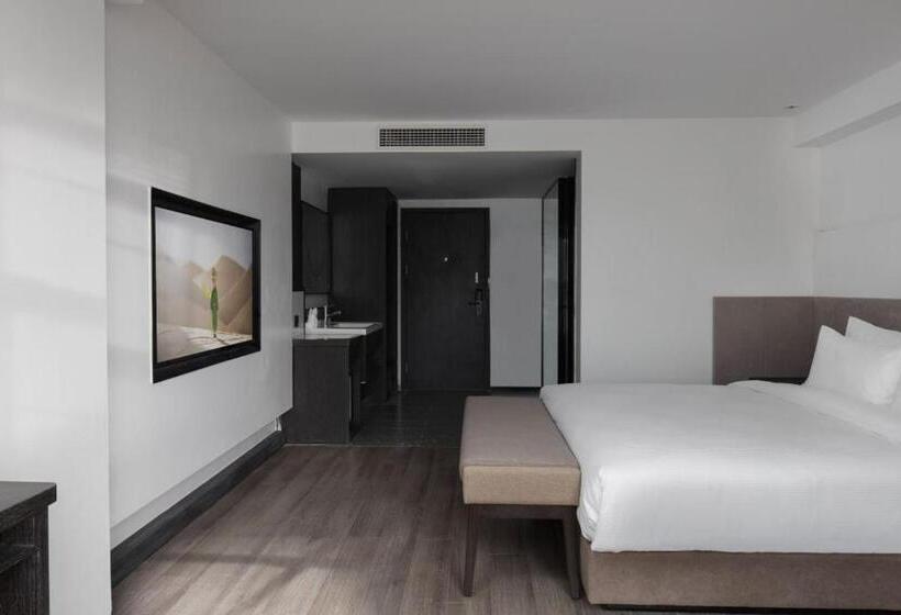 Comfort room with city view, Jinxi Aerial Riverview Hotel   Chongqing Jiefangbei Hongya Cave