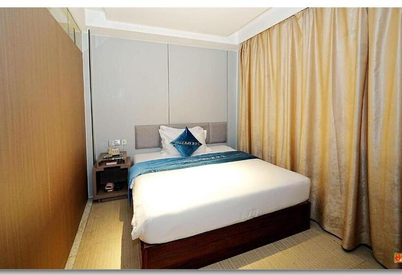 Suite, Pristine