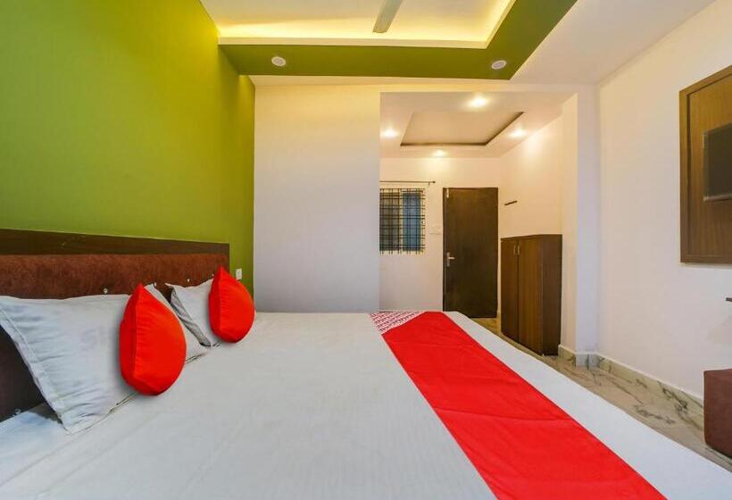 Трехместный Номер Классика, Oyo Hotel United Palace