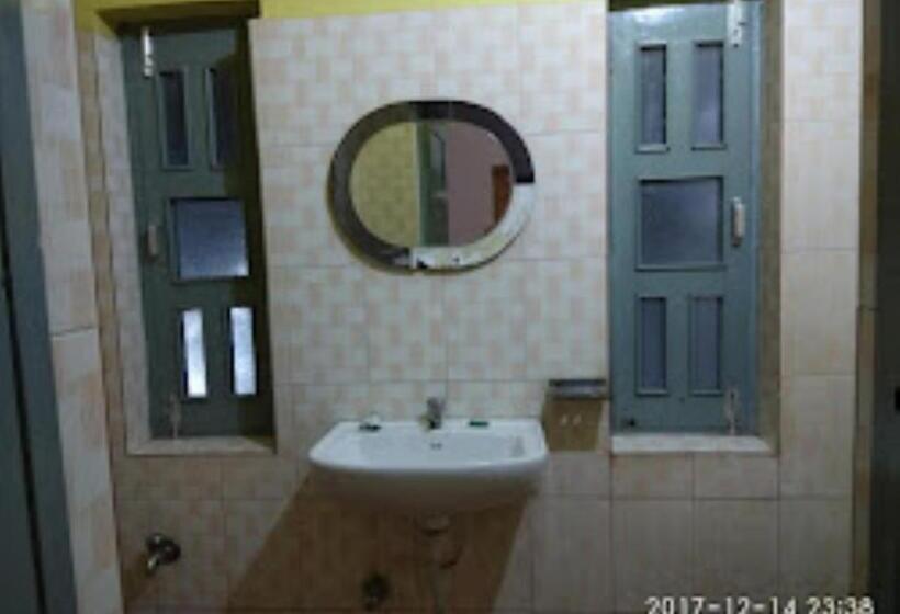 Номер Deluxe, Vijieya Hotel Bihar