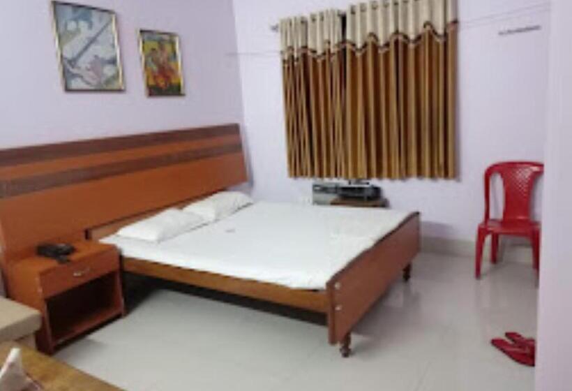 Люкс, Vijieya Hotel Bihar