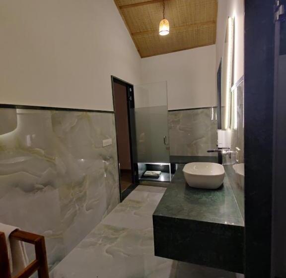 标准房带园景, Girisadan Organic Farm Retreat & Botanical Forest
