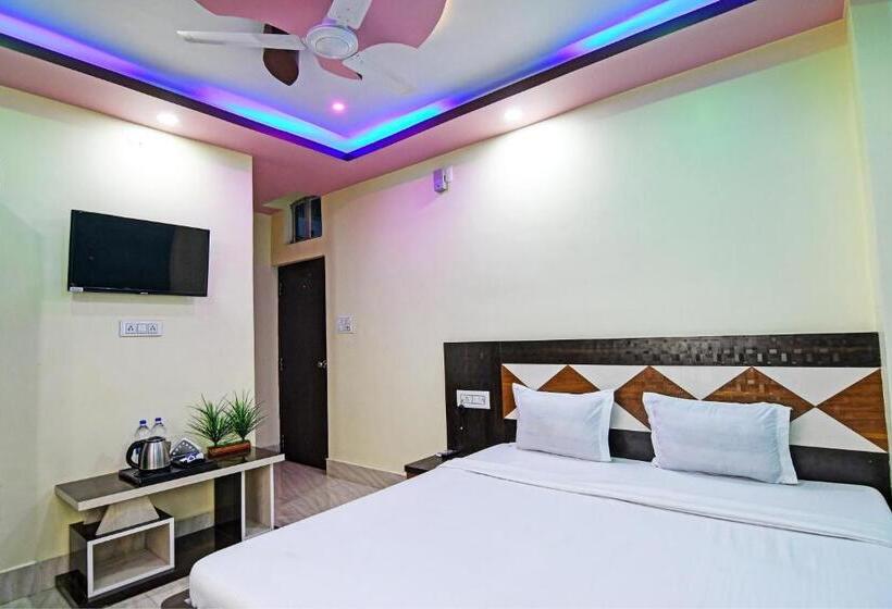 Номер Стандарт, Oyo Hotel Flowra