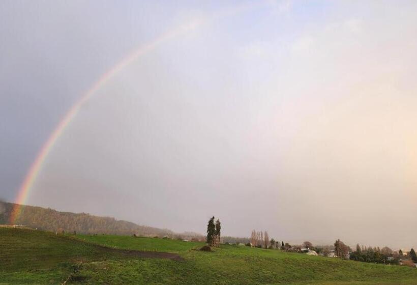 Стандартный Номер Кровать Кинг, A Stunning Retreat In Rotorua!