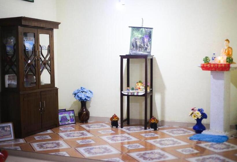 اتاق استاندارد با سرویس بهداشتی مشترک, Sun Shine Villa
