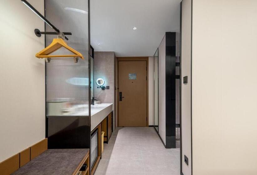 Номер Superior, Atour Hotel Qingdao Tangdao Bay Jinggangshan Station