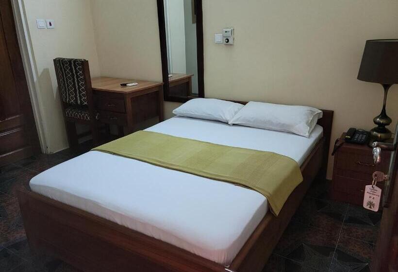 标准单人间, Loreto Palm Villa