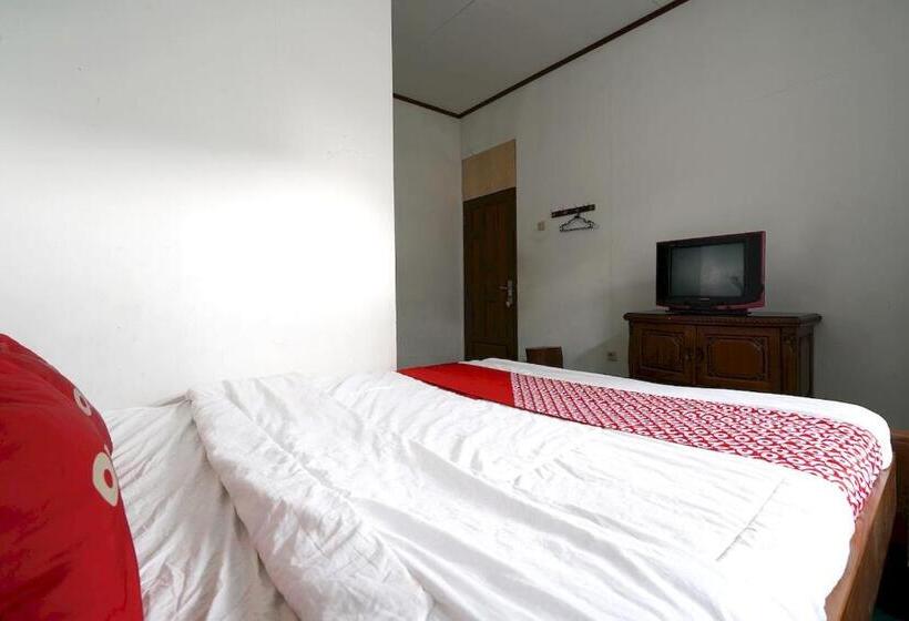 디럭스 룸, Oyo 93248 Villa Syariah Astuti Lestari